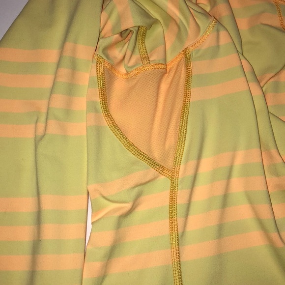 Lululemon yellow, size 8 Longsleeve zippered top - Picture 4 of 5